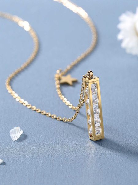 

women's accessories cubic zirconia geometric pendant necklace, Silver