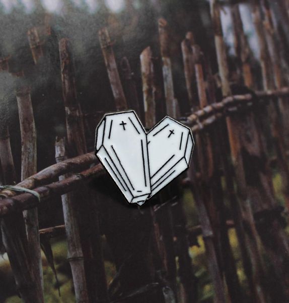 

tombstone composed of love personality creative decoration enamel special cartoon lapel denim cute white cross pins6752390, Gray