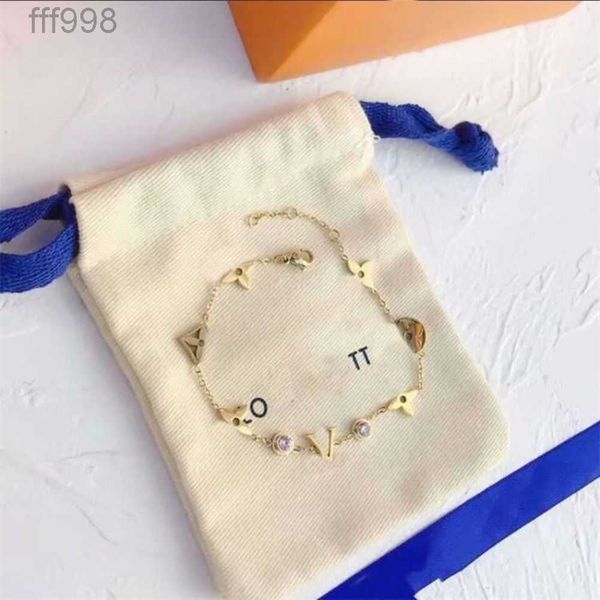 

fashion flower women pulsera designer diamond love bracelet trendy chain lock luxury letter pendant bracelet cjeweler gold plated charms, Golden;silver