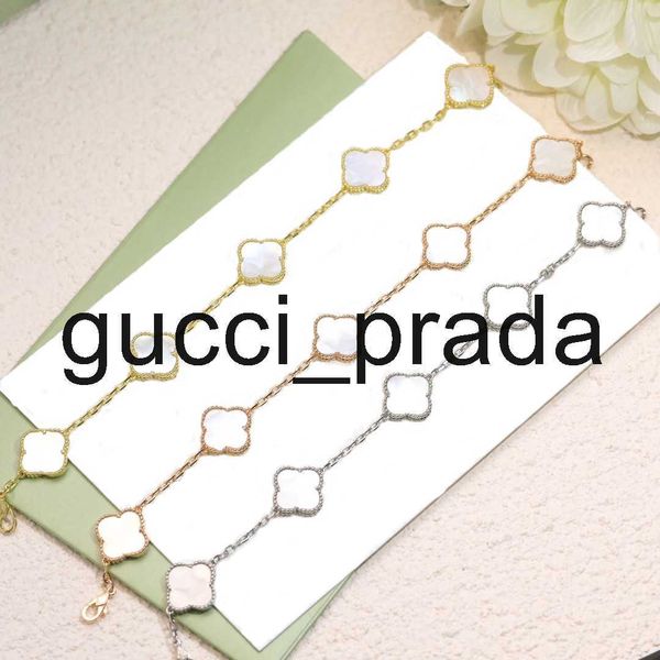 

4a lady designer charm clover bracelets designer bangles jewelry dance party women superior quality, Golden;silver