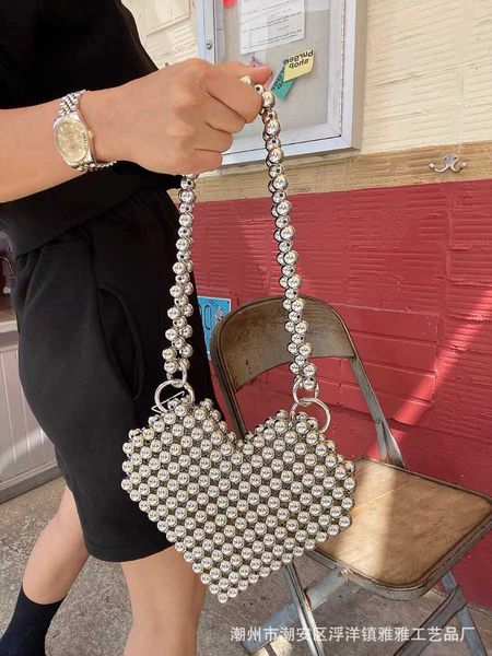 

2022 spring/summer woven shoulder bag silver love handbag east gate cute beaded bag 230725
