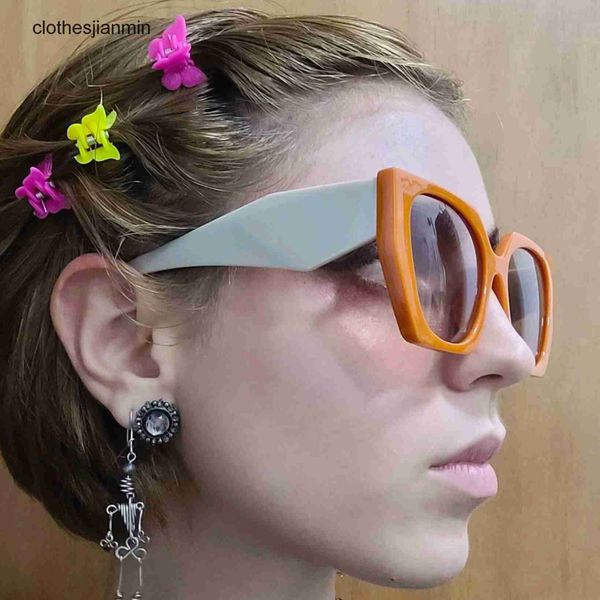 

2023 design sunglasses %80 factory wholesale and retail polygonal p sunglass color matching new sunglass beach sunscreen, White;black