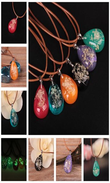 

new styles sell popular euroamerican noctilucent crystal necklace resin drip flower necklace stone pendent jewelry whole 4227587, Silver