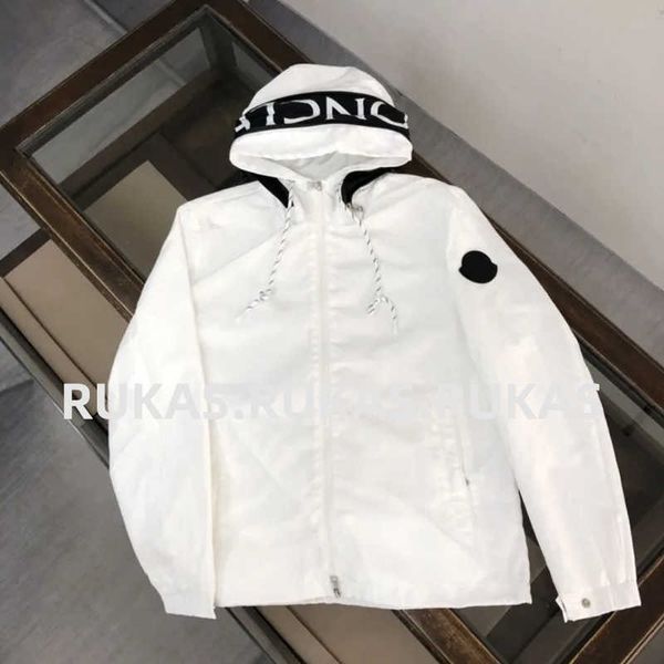 

2023 fashion coat spring and autumn new jacket men's outdoor travel jacket printed letters all match leisure luxury hooded trench coat, Black;brown