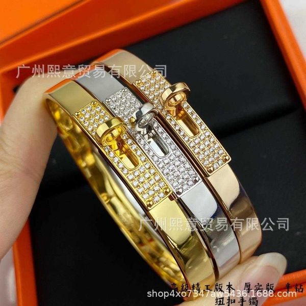 

v cnc precision edition kelly button h pig nose light luxury half diamond bracelet 18k rose gold, Golden;silver