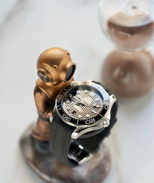

007 watch for men luxury mens designer watch casual wide smooth rubber strap diver 300m montre de luxe fashion watches james bond popular dh, Slivery;brown