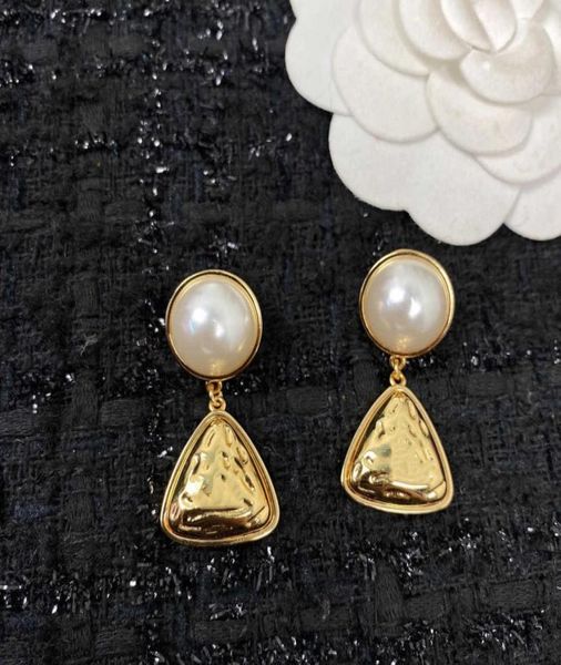 

brand fashion drop triangle jewelry gold color big pearls earrings camellia luxury tassel pearls design wedding party earrings4678837, Golden