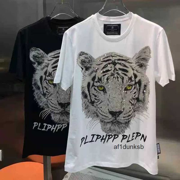 

skull men's plein print philipps round t-shirt designer tiger year diamond of casual the neck short tiger pp slim fit large trend edz, Black;brown