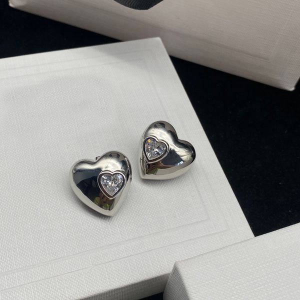 

girls brand heart stud earrings stainless steel 18k gold & silver ladies earrings designer heart earrings wedding party jewellery, Golden
