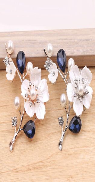 

sparkling crystals and pearl flower brooch women jewelry shirt suit plum blossom broach pin brooches lady clothing accessories5710827, Gray