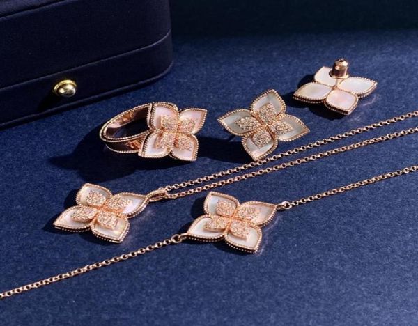 

new designed rose gold flowers pendant women039s luck necklace full diamond four petals flower turquoise erhombic arrings ring 3540928, Silver