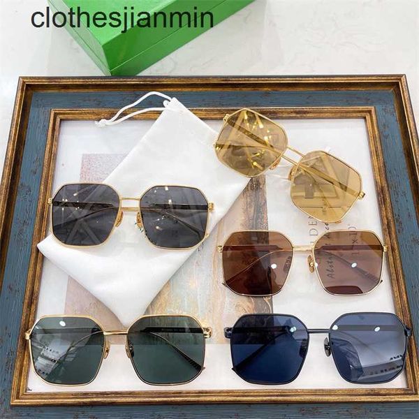 

2023 fashion design sunglasses %80 factory wholesale and retail b family fashionable personality ins net red same style sunglass women metal, White;black