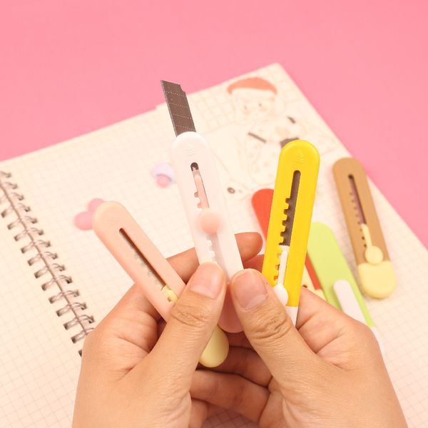 

Portable Art Knife Hand Account Paper Cutter Portable Express Unpacking Knife Cute