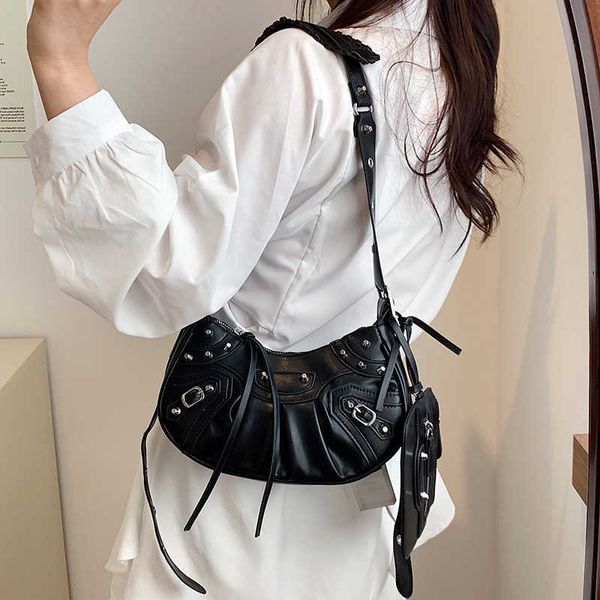 

2023 new folded crescent bag rivet locomotive bag soft leather underarm tote bag one sling shoulder crossbody women's bag