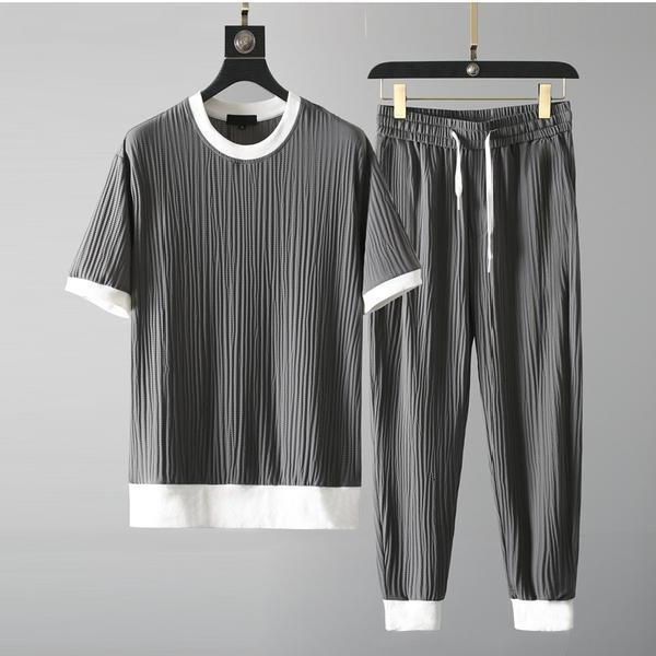 

mens tracksuits summer men classic fashion solid color twopiece casual loose comfortable large size highquality sports suit 230724, Gray