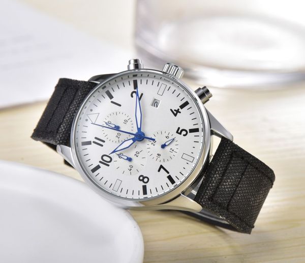

aaa chronograph luxury watches quartz black dial multifunctional fashion business sports calendar silicone strap men watch a1, Slivery;golden