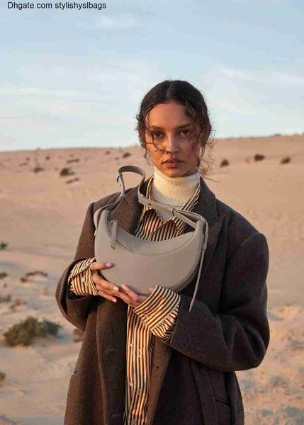 

leather bag designer bag women bag luxury bag classic saddle bag solid color bag leisure bag crossbody bag ladies underarm bag tote bag styl