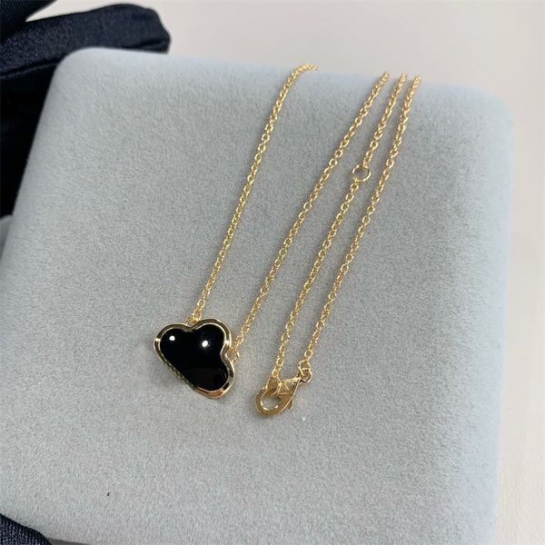 

luxury designer necklace classic van designer cleef necklace pendant jewelry luxury necklace couple party holiday gift mafue, Silver