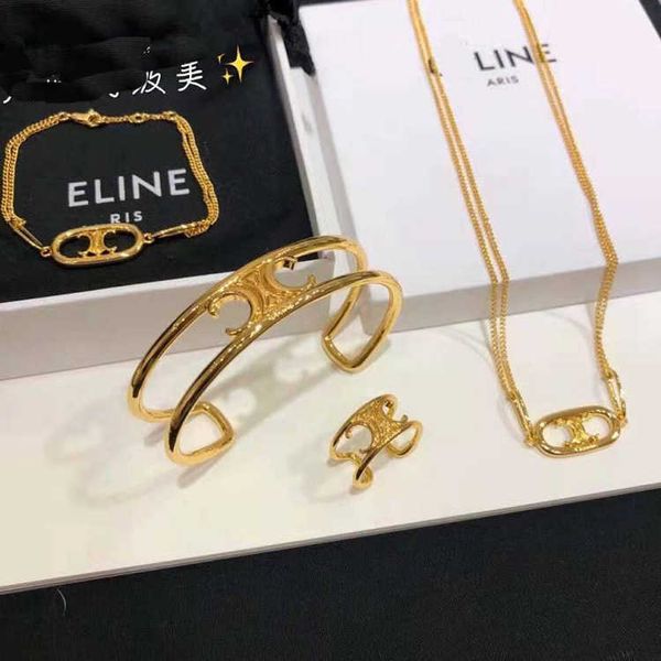 

2020 saijia necklace bracelet women's fashion temperament personalized clavicle strength chain bracelet jewelry, Golden;silver