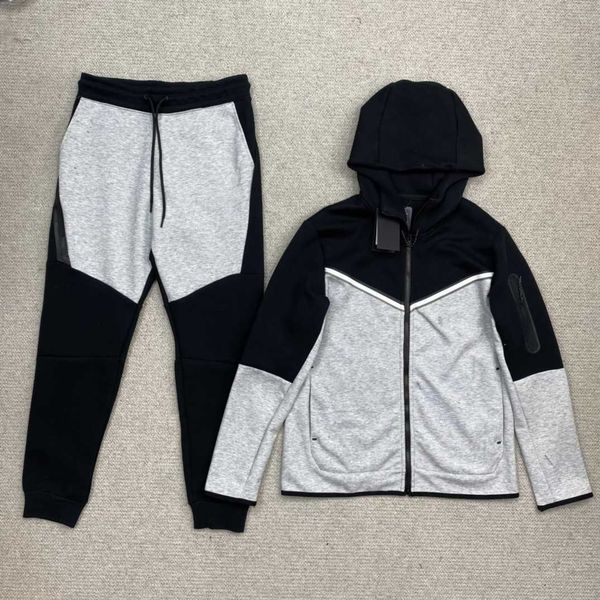 

men's tracksuits a tech fleece set of new spring and autumn sports suit hooded training jacket cotton sanitary pants casual rubber men, Gray