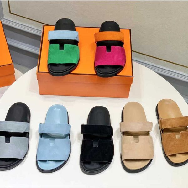 

designer mens slides luxury sandals beach chypre sandal classic flat slipper summer lady leather flip flops women slides no450, Black