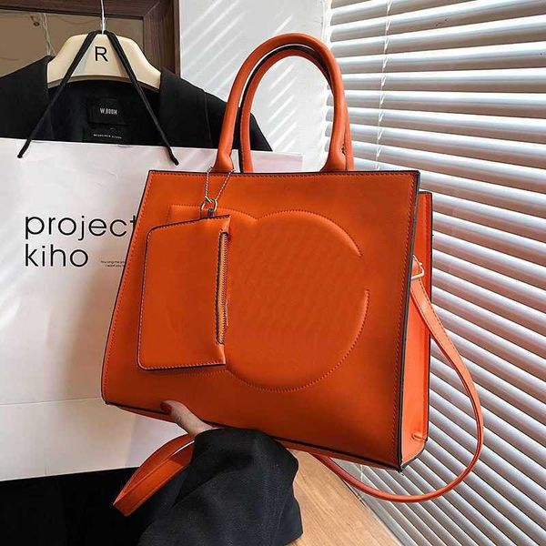 

dgbag totes designer tote bag women leather handbag classic solid color large volume shopping purse shoulder bags with pouch 230524