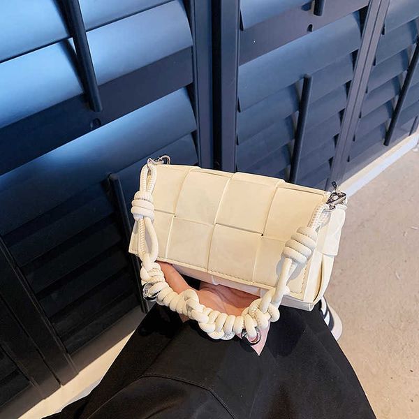 

designer bag cassette bags design woven bags women's bags stylish crossbody bags shoulder underarm bags fyc8