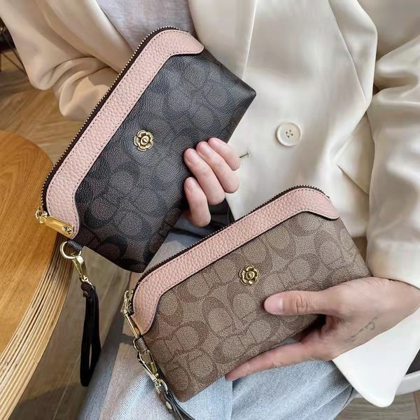 

evening bags fashion genuine leather pvc women designer retro wallets lady fashion casual zero card purses female zipper printing phone clut