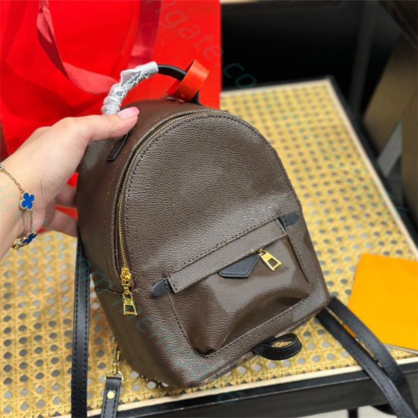 

designer famous pu cross body handbags leather backpack style original women's men shoulders book bags clutch totes hobo purses wallet