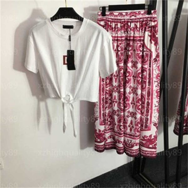 

womens fashion two piece t-shirt printed long dress sets slim tie waist short sleeve tee vintage floral print mid-length pleated skirt class, White