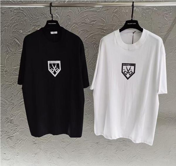 

mens women designers t shirt loose fashion brands summer casual shirt luxurys clothing street shorts sleeve clothes paris t-shirts, White;black