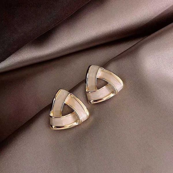 

new punk classical korean fashion stylish simple charm enamel triangle stud earring for women girl party jewelry gift le1483 l230620, Golden;silver