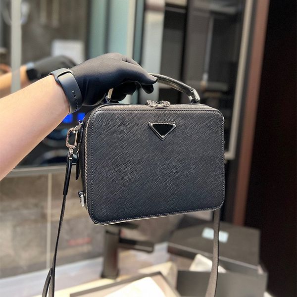 

briefcases women messenger bags luxury designer brand chains bag fashion shoulder classic handbags lady ladies phone postman wallet metallic