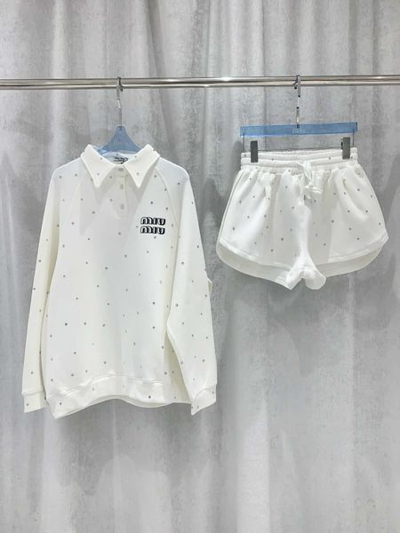 

mm23 early spring new fashionable full diamond casual lapel sweater+straight elastic waist shorts set, White