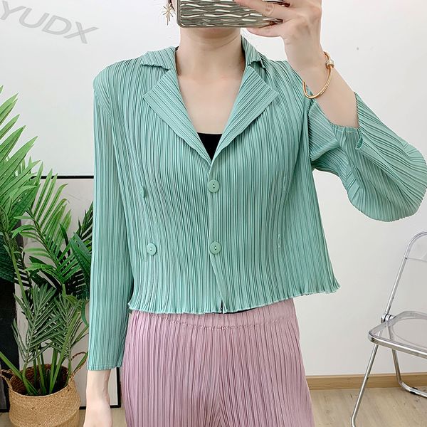 

women's knits tees yudx higher quality pleated blazer 2023 autumn loose mint green fashion design sense single breasted fold cardigan, White