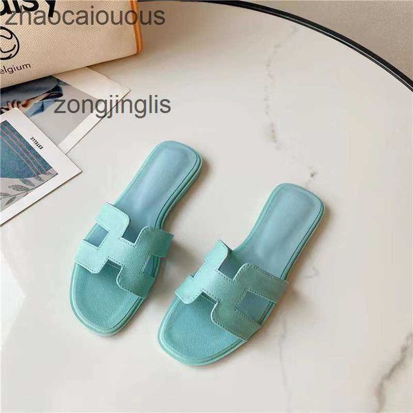 

shoes h slipper designer bear oran women slippers cool children sandal 2023 home travel shoes summer fashion wear leathe ra33