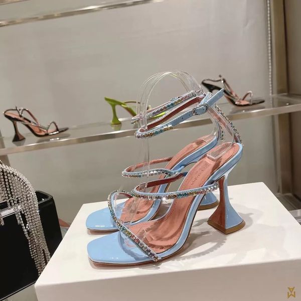 

2023 amina muaddi designer heels sliders women sandals classic slippers leather color party wedding dress shoes travel outdoor beach heat sa, Black