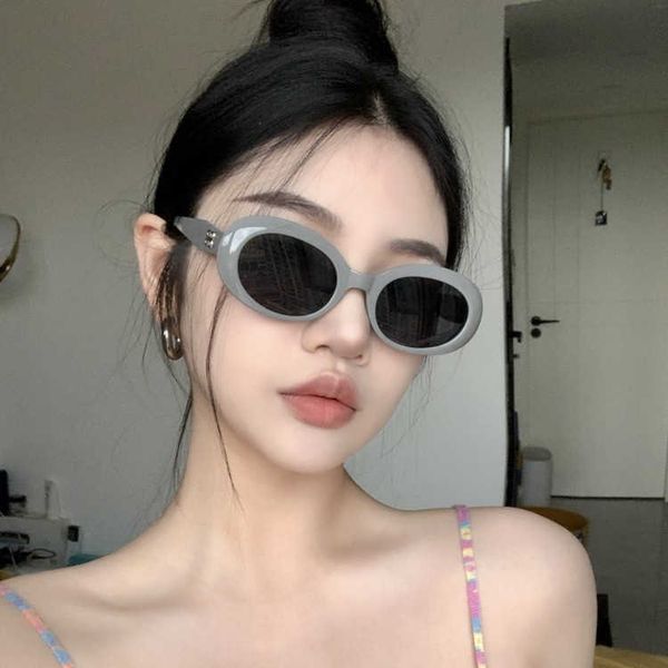 

netizen gm for women with slim appearance large frame oval milky gray cat's eye spicy girl high-end sunglasses, White;black