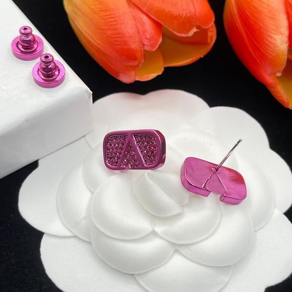 

designer rose red v letter earrings micro-studded with diamond high class feeling 2023 new jewelry gift to his fiancee, Golden;silver