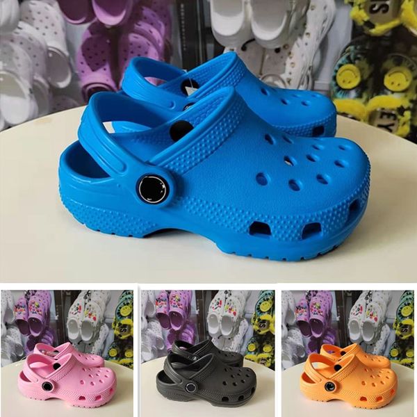 

2023 kids slipper flip flop slippers designer toddlers croc sandals hole clog boys girls beach shoes infants baby casual summer youth childr, Black;red