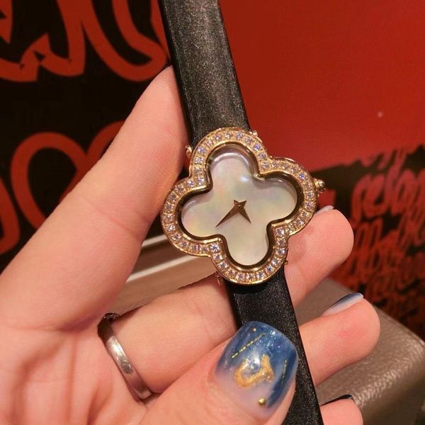 

2023 aaa new women's watch, classic luxury, elegant and exquisite, Slivery;golden