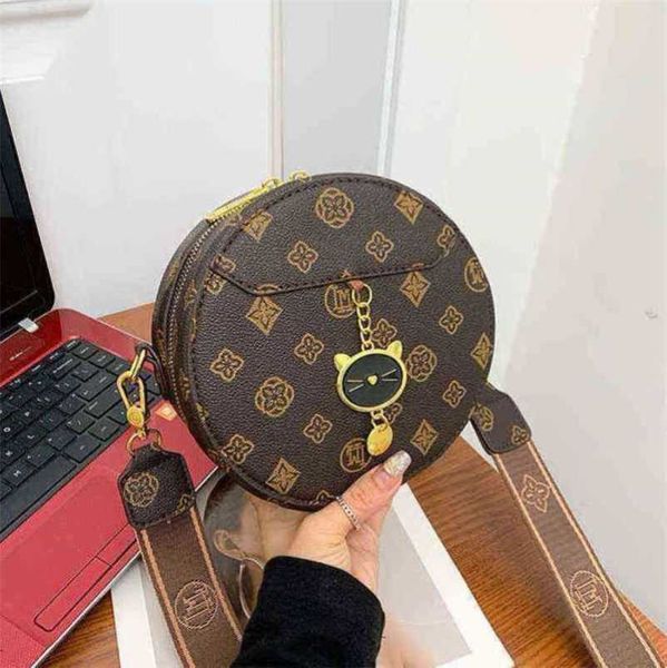 

designer luxury bags printed cake style shoulder messenger small round