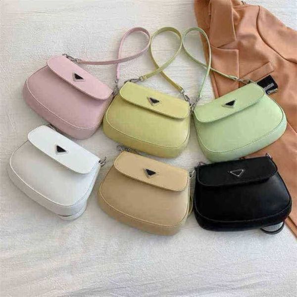 

2023 new luxury bags shoulder korean saddle