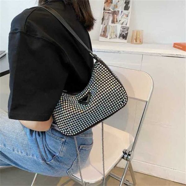 

2023 new luxury bags chain female shoulder armpit drill red messenger dumpling