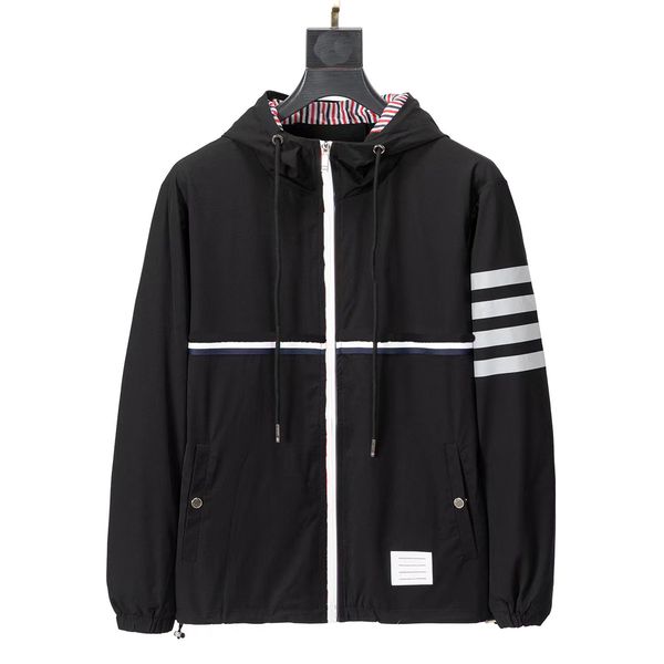 

2023 new men's jacket long sleeve trench coat designer hooded jacket fashion trench coat casual hooded jacke fashion zipper coat sports, Black;brown