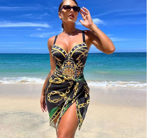 

new one-piece designer swimwear cover ups two piece slim beautifying the back royal chain printed swimsuit v luxury bikini blouse, White;black