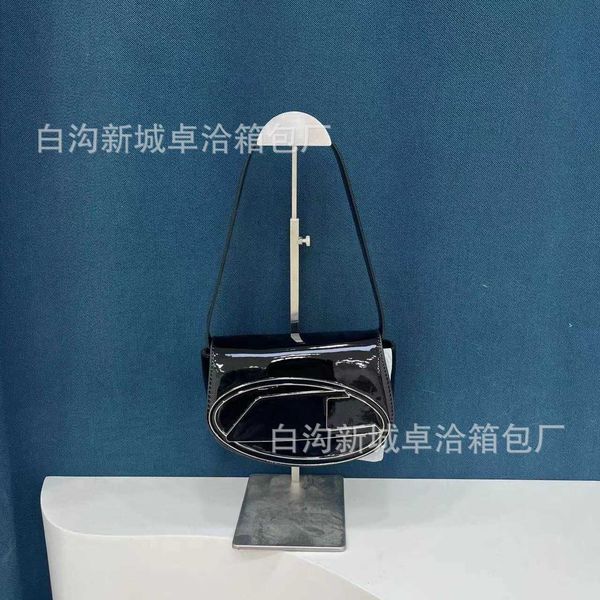 

diesels d bag small design underarm 2023 designer summer fashion women's solid saddle handbag bags rxd3