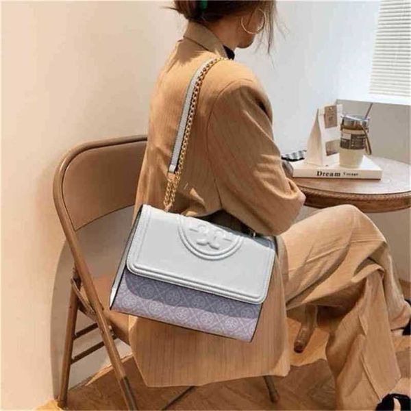 

2023 new luxury bags trend french minority female square simple texture