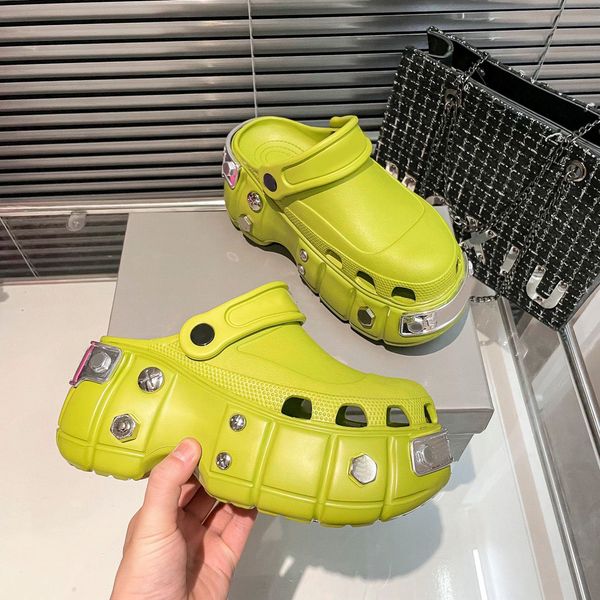 

2023 croces platform sandals hardcrocs women sandal slides chunky paris designer rubber slippers men black luxury mens womens summer beach s