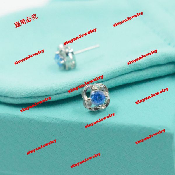 

womens love earrings studs designer jewelry for women heart studs as wedding christmas gift with box, Silver